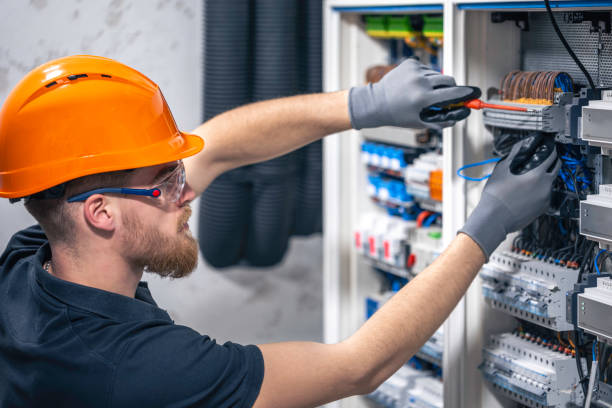 Best Electrical Contractors for Businesses  in Dover, NH